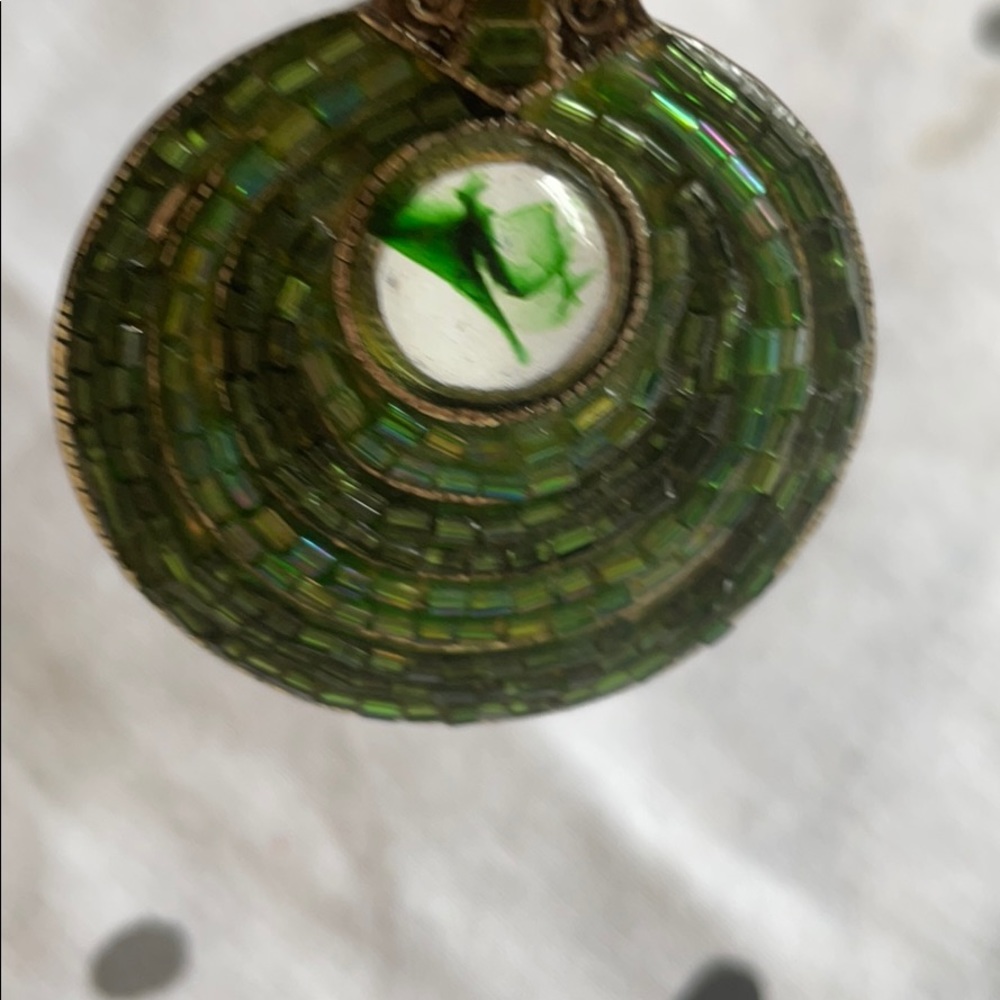 Vintage Green Charm Silver-tone. Perfect for Christmas - Picture 3 of 5